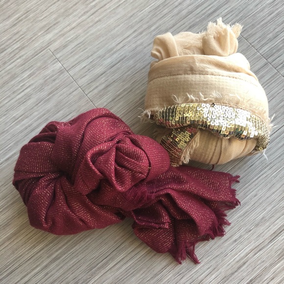 PICK A SCARF BUNDLE 🧣 - Picture 4 of 6